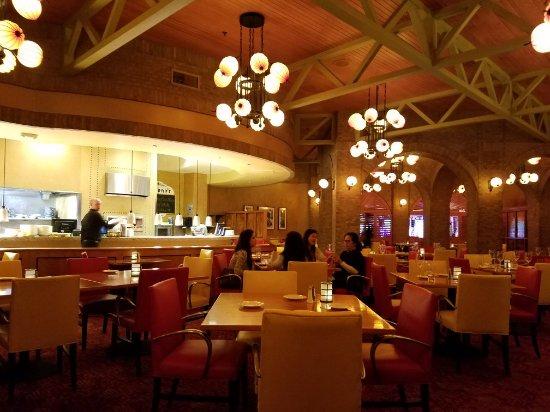 Paisano's Italian