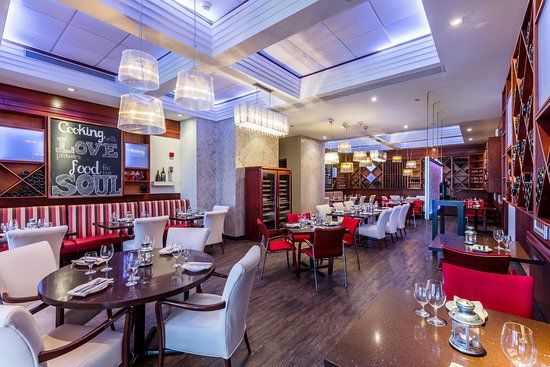 La Cava Restaurant